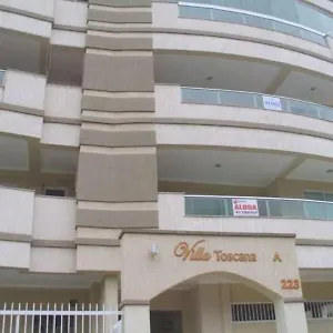 Edificio Toscana Bombinhas